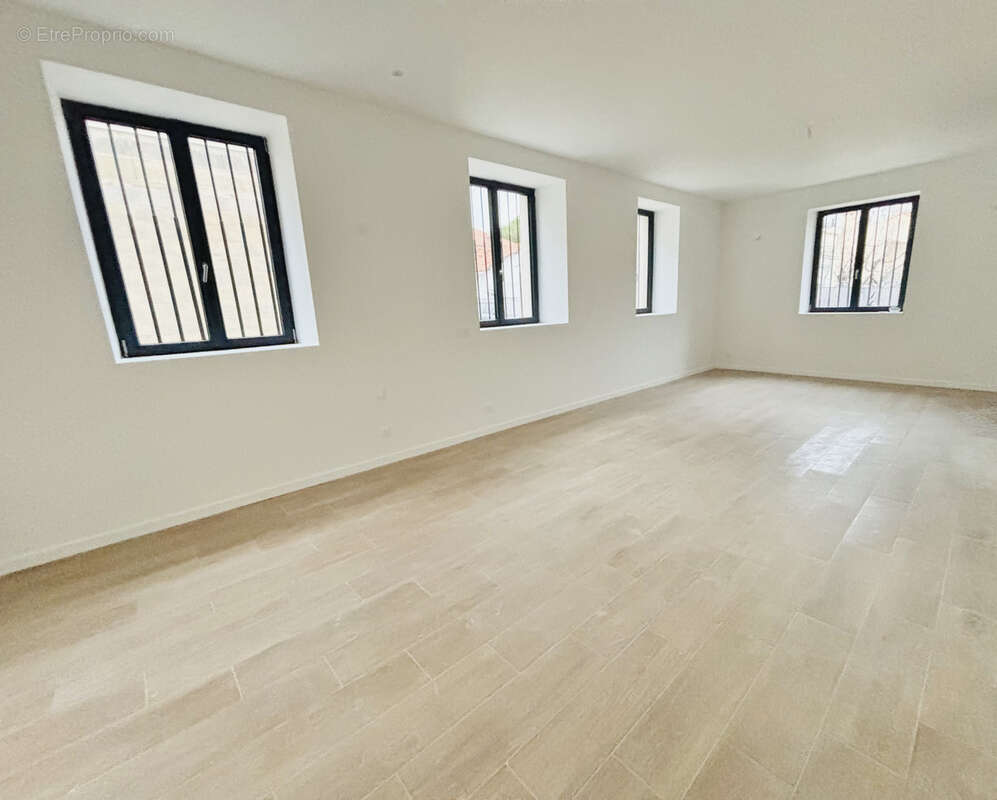 Appartement à MARSEILLE-13E