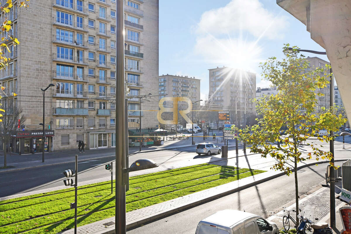 Appartement à PARIS-20E