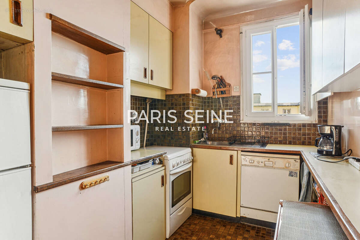 Appartement à PARIS-7E