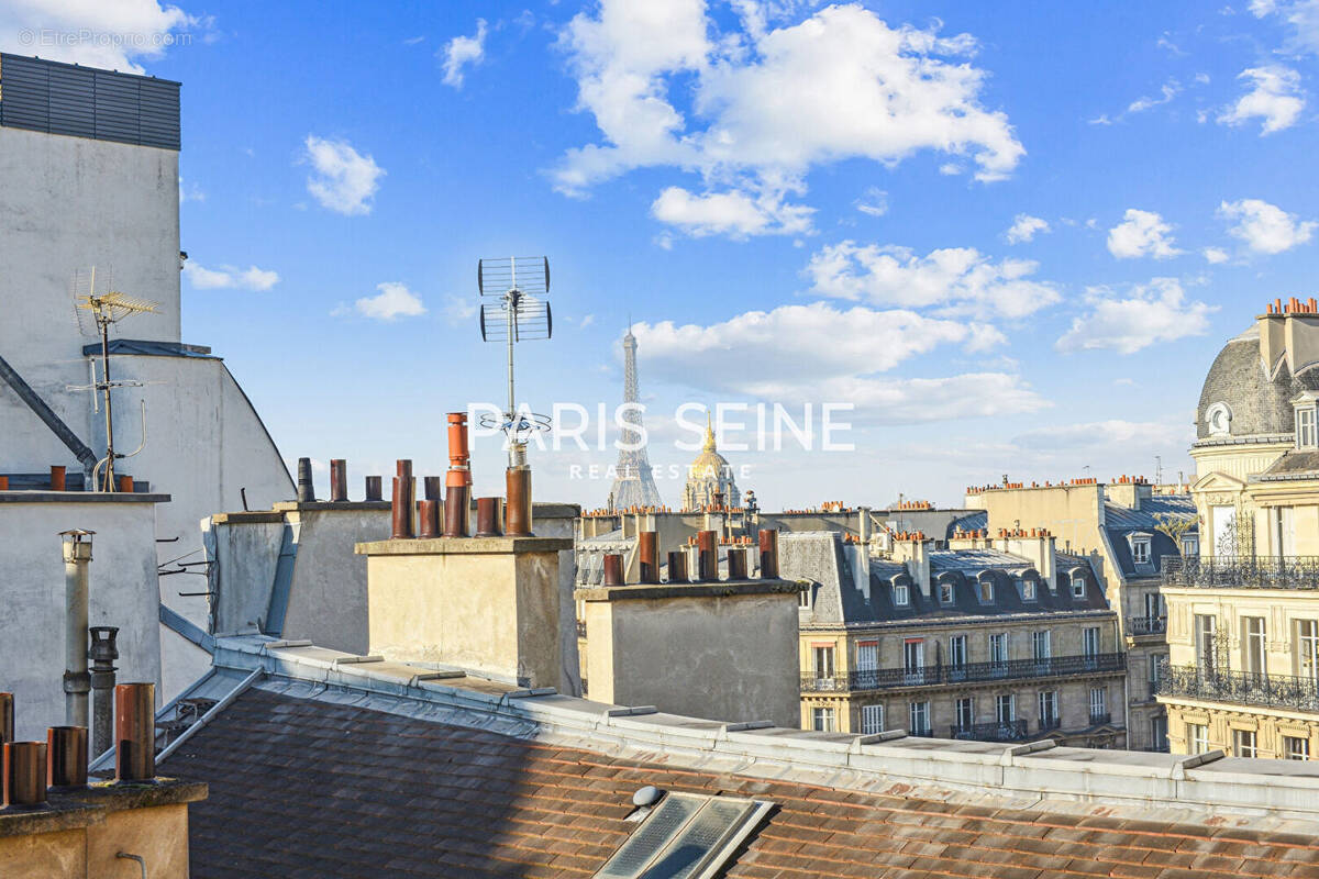 Appartement à PARIS-7E