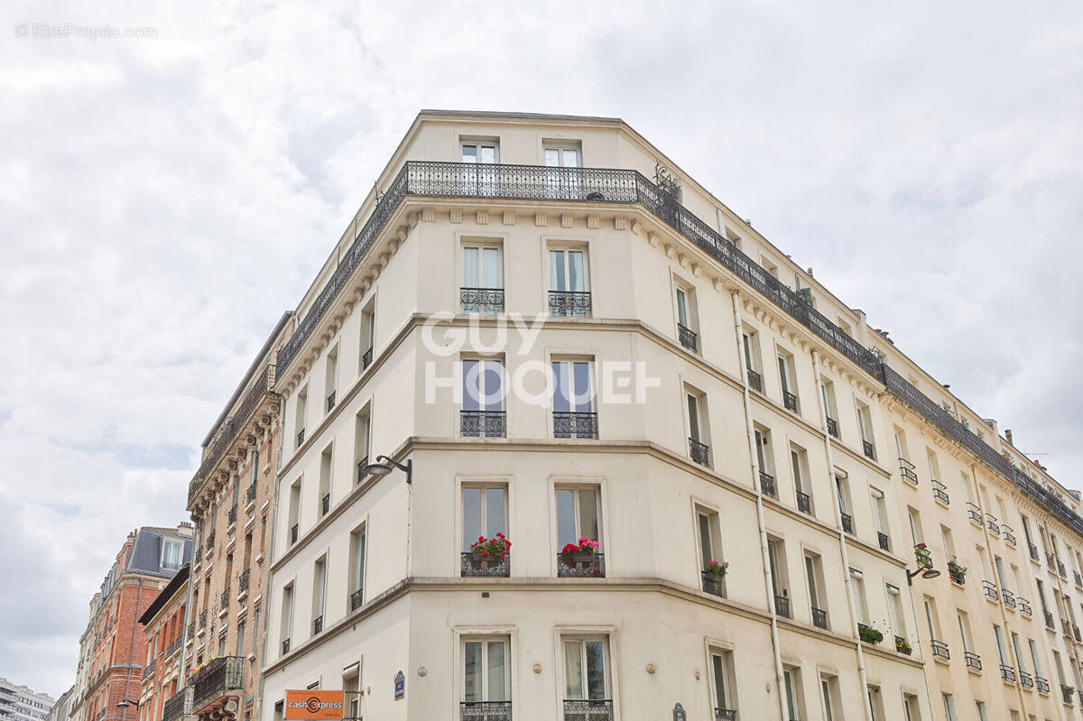 Appartement à PARIS-15E