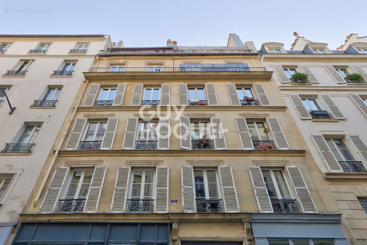 Appartement à PARIS-9E