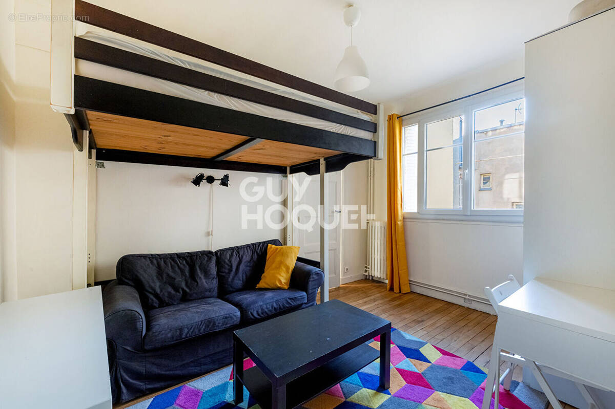 Appartement à PARIS-9E