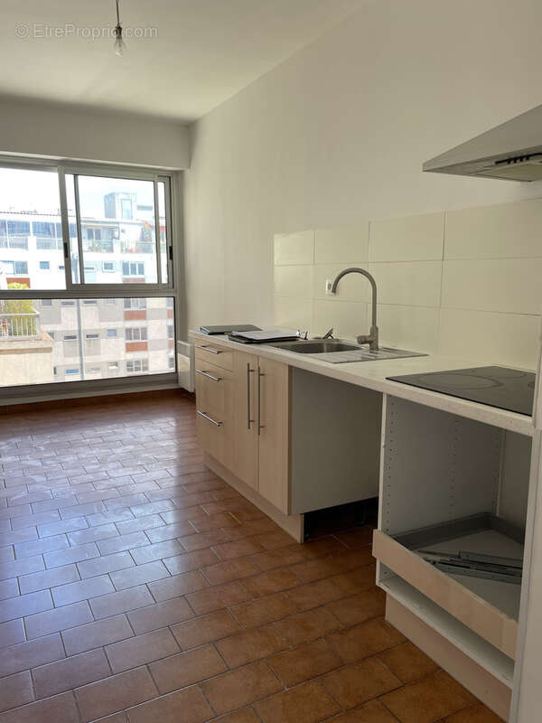 Appartement à MARSEILLE-7E