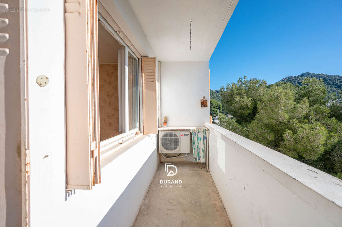 Appartement à MARSEILLE-9E