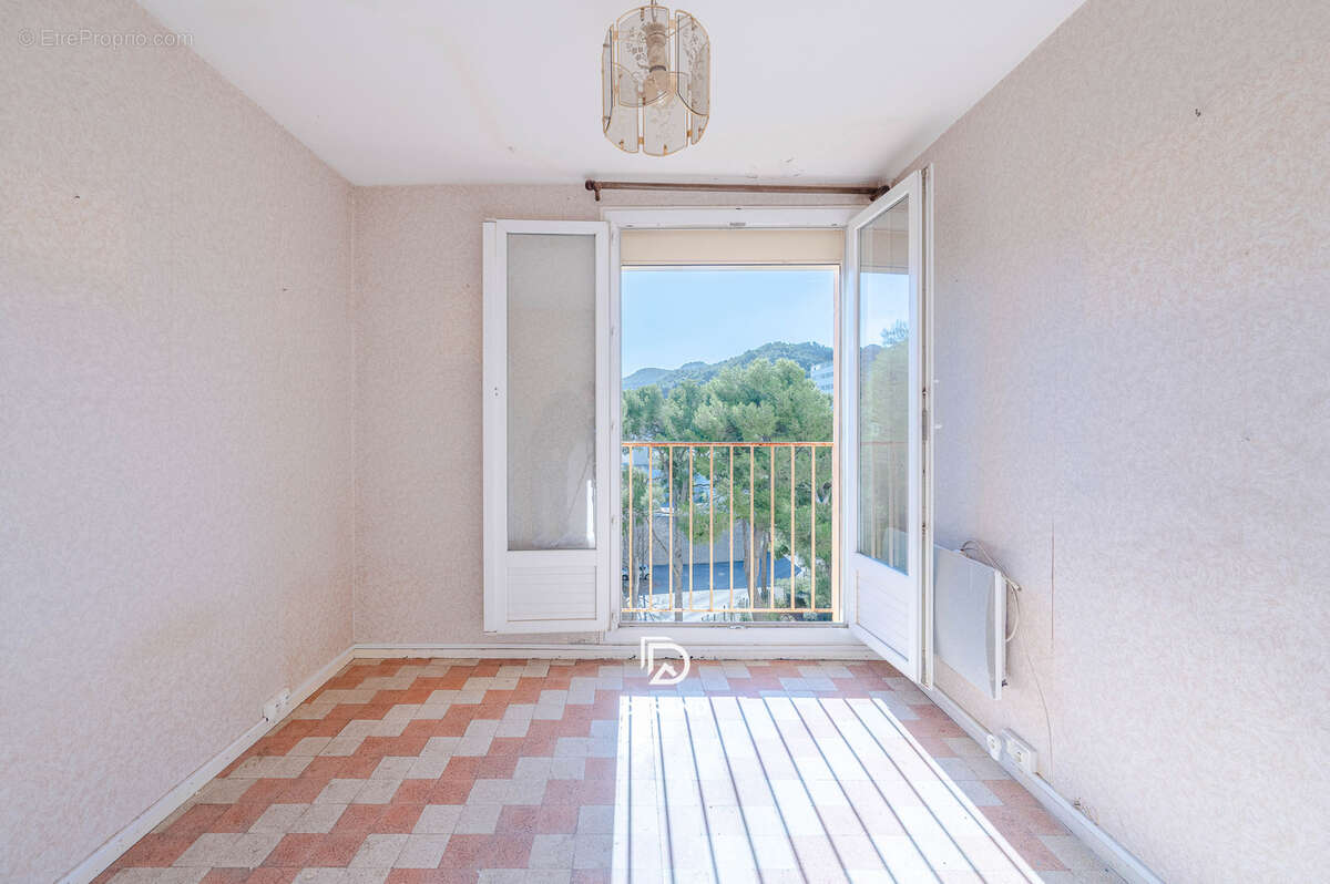 Appartement à MARSEILLE-9E