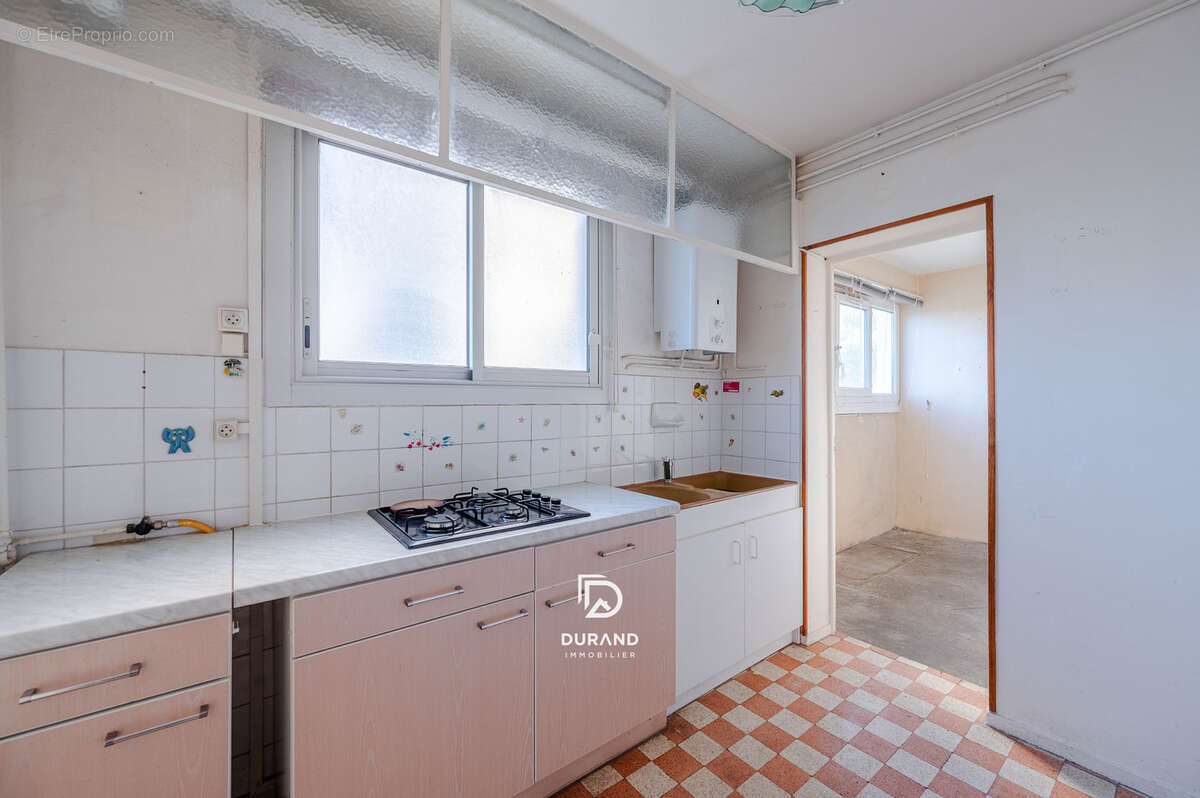 Appartement à MARSEILLE-9E