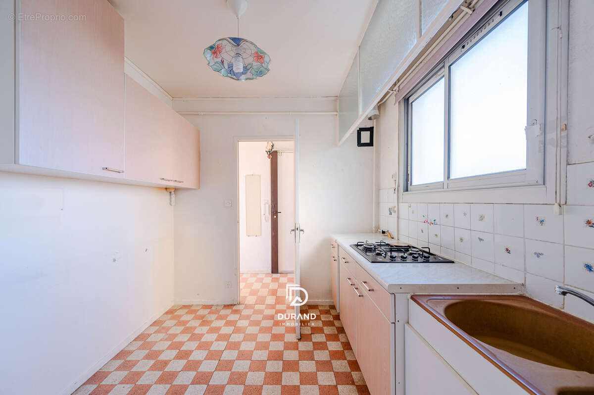 Appartement à MARSEILLE-9E