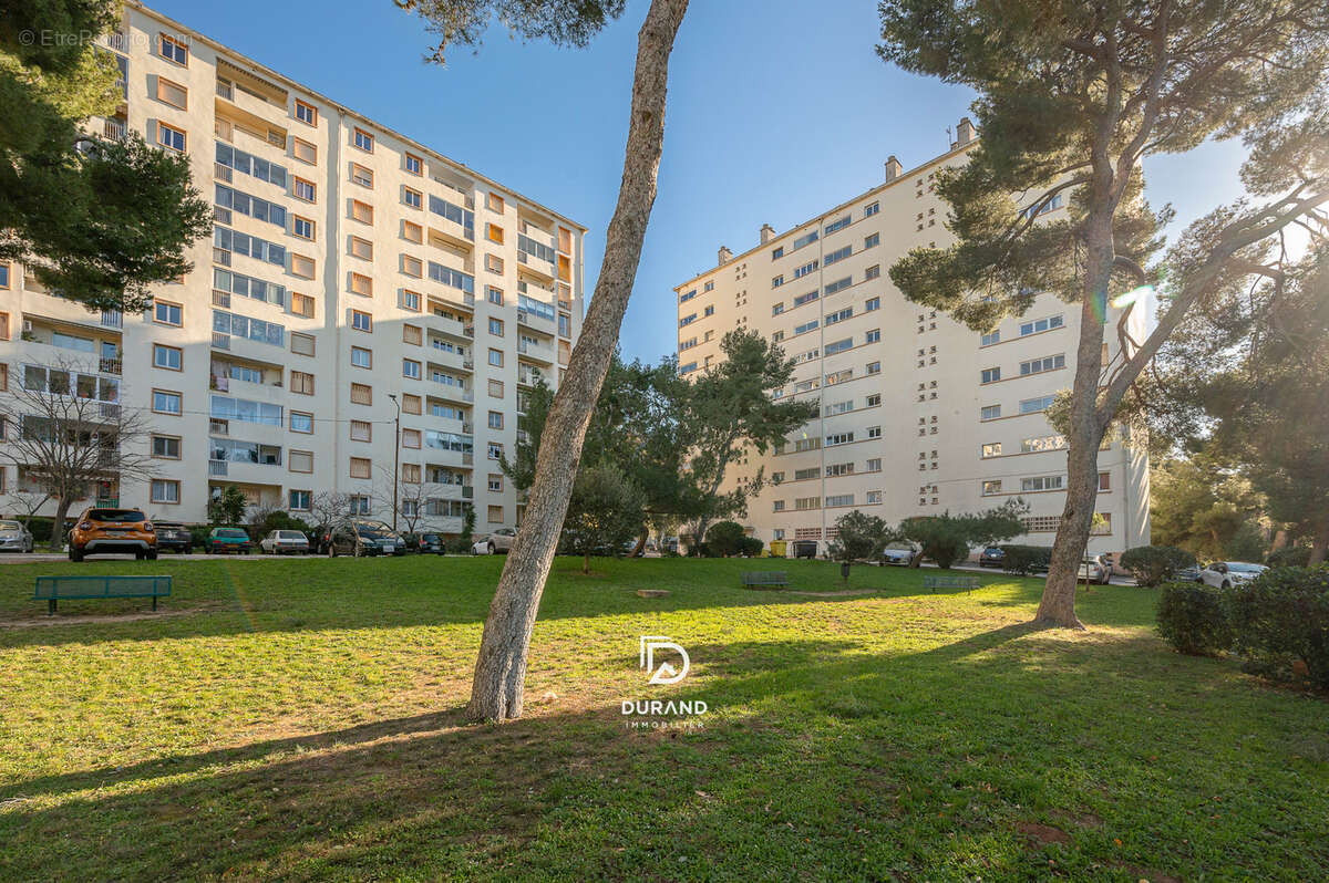 Appartement à MARSEILLE-9E