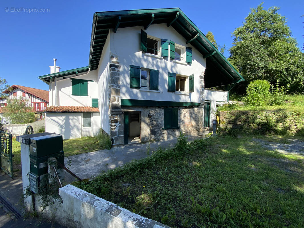 Maison à CAMBO-LES-BAINS