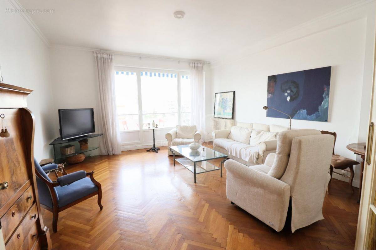 Appartement à SAINTE-FOY-LES-LYON