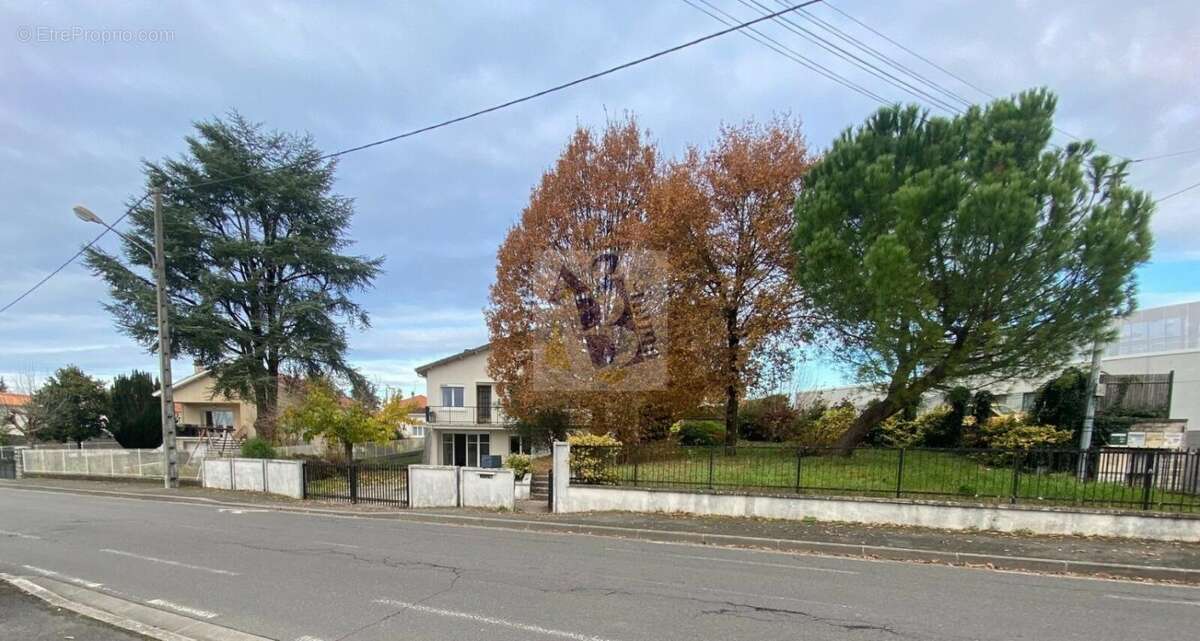 Maison à SOYAUX