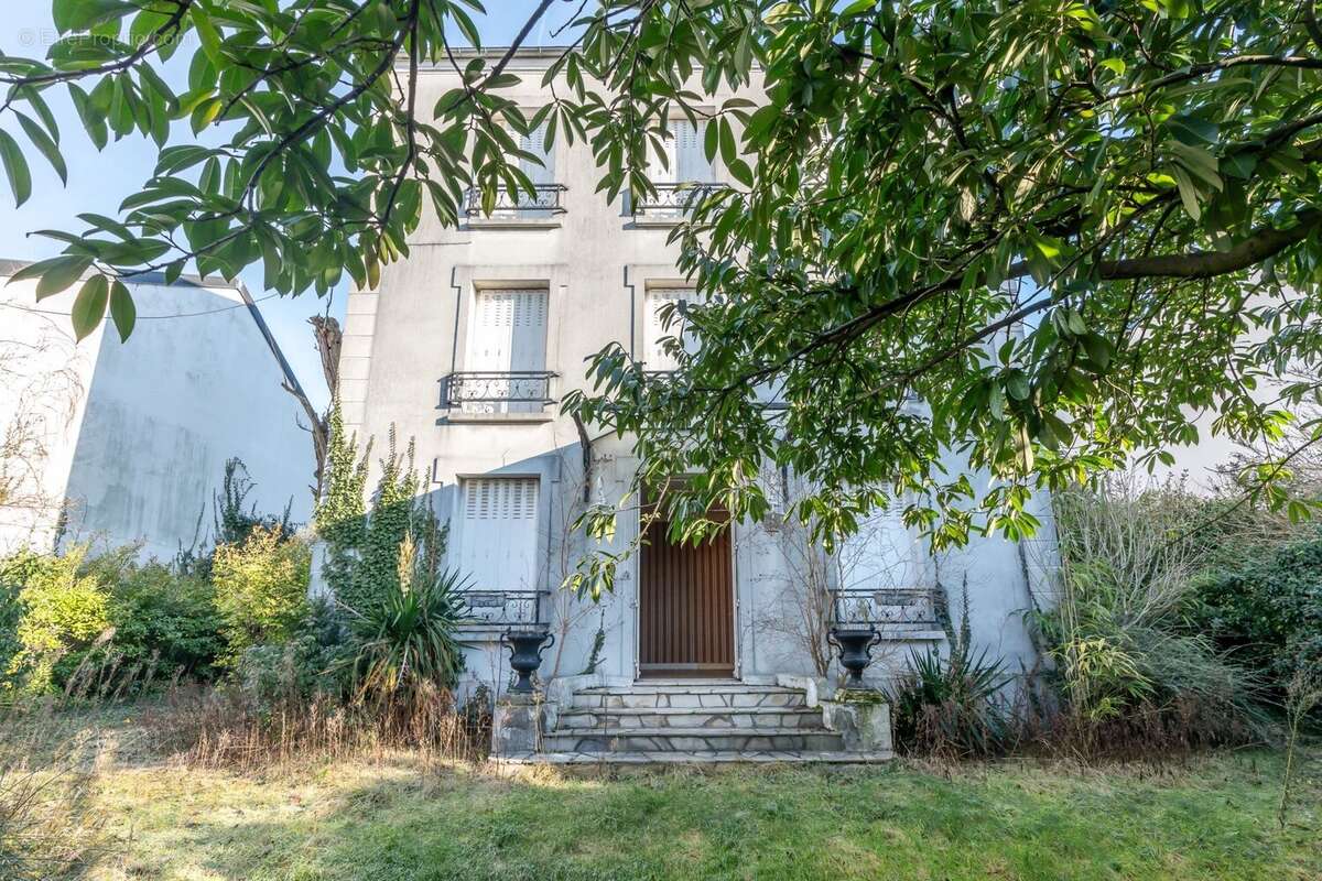 Maison à BRY-SUR-MARNE