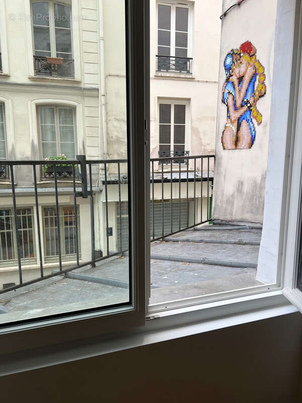 Appartement à PARIS-2E