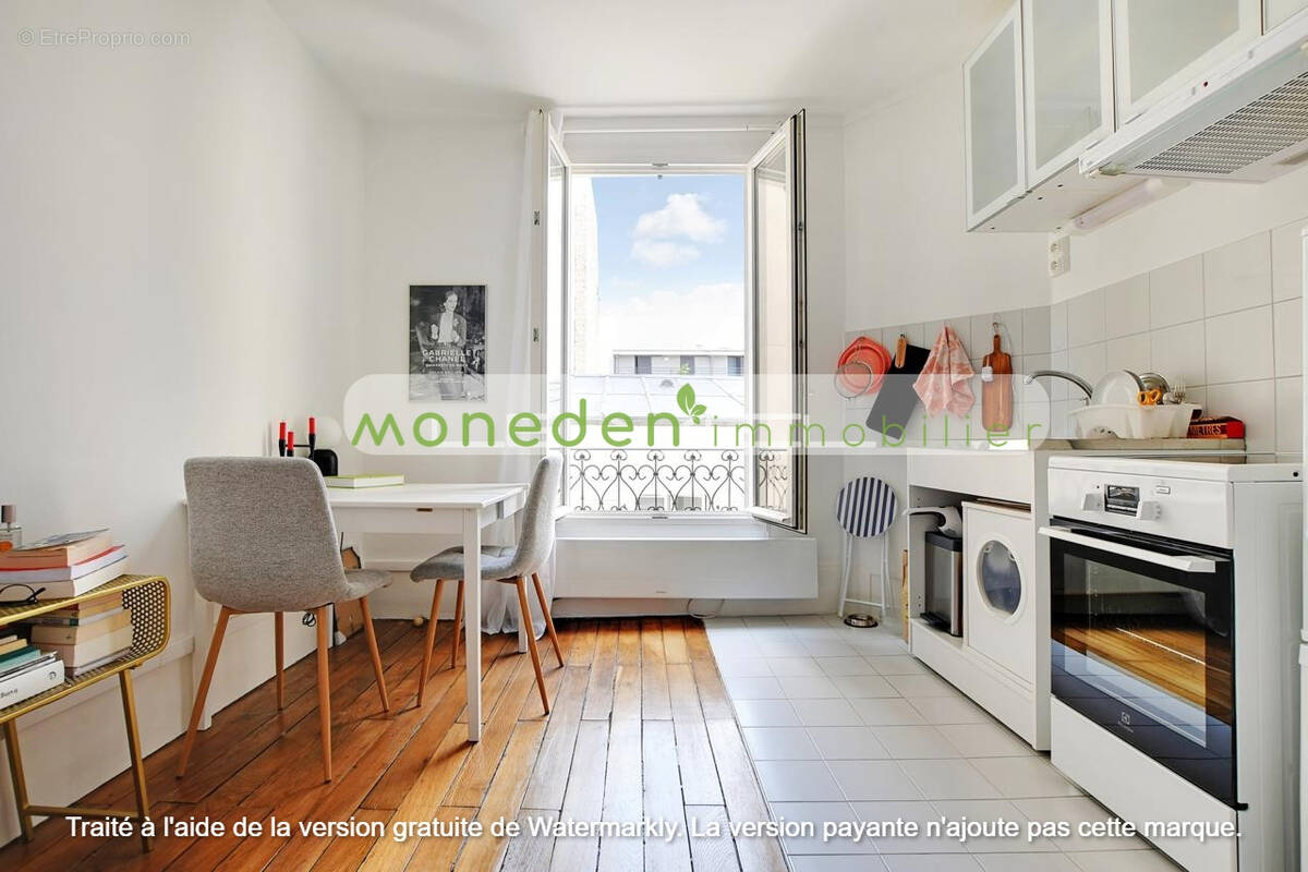 Appartement à PARIS-17E