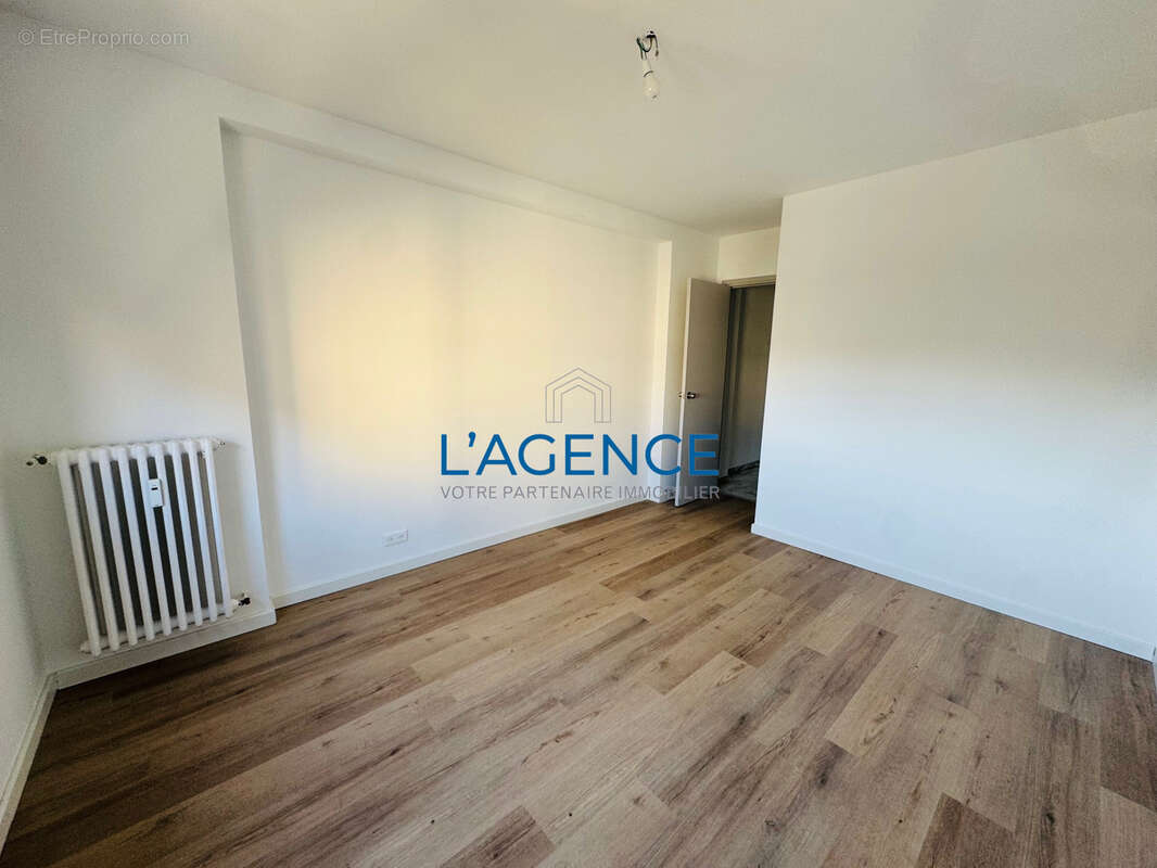 Appartement à HYERES