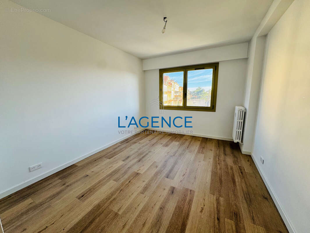 Appartement à HYERES