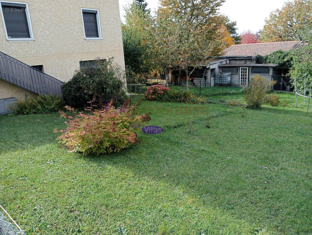 Maison à CHAMPANGES