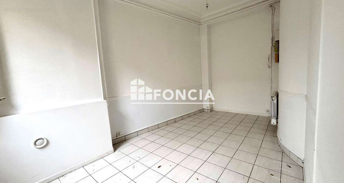 Appartement à PARIS-14E