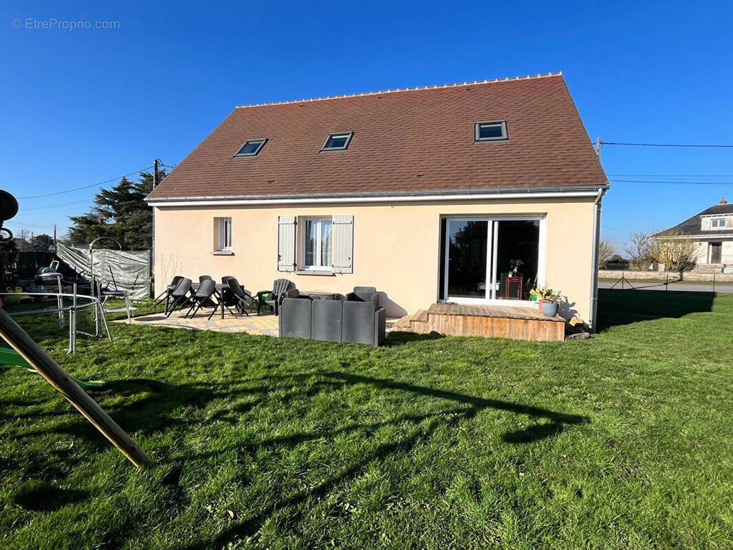 Maison à SAINT-BENOIT-SUR-LOIRE