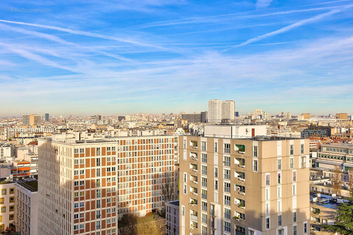 Appartement à PARIS-14E