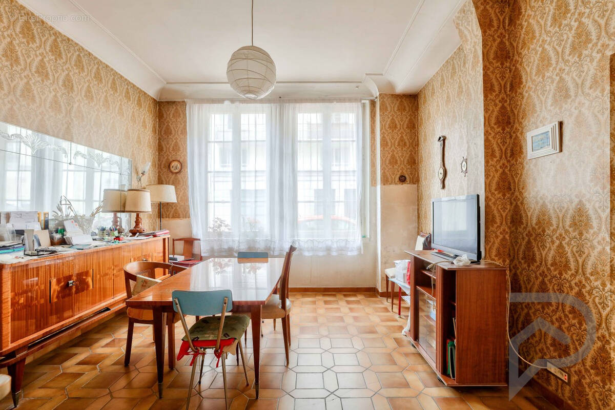 Appartement à PARIS-5E