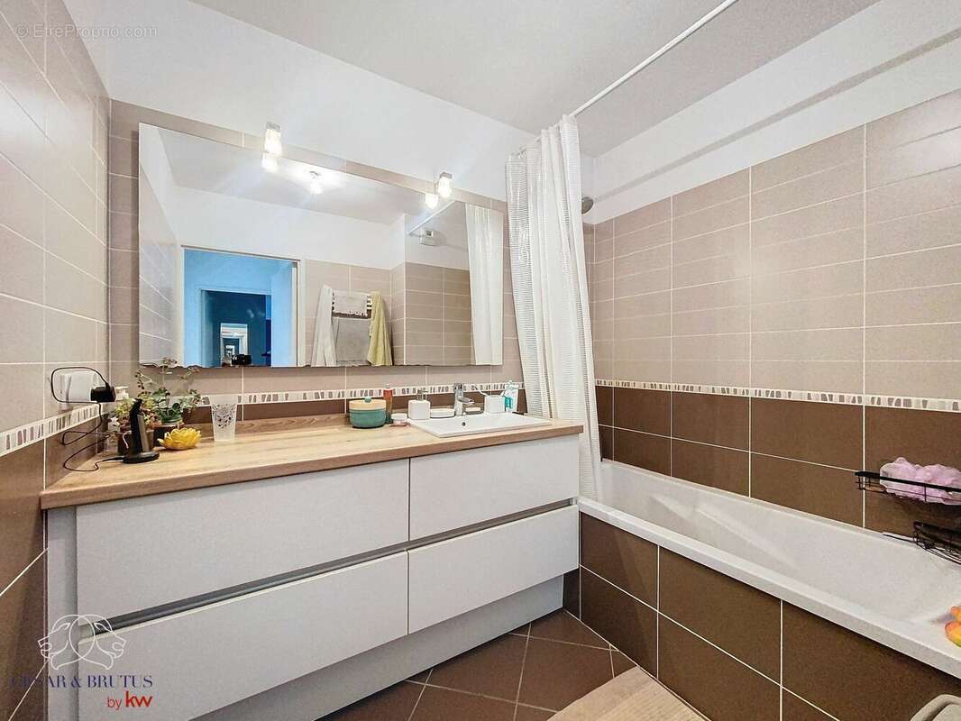 Appartement à VILLEURBANNE