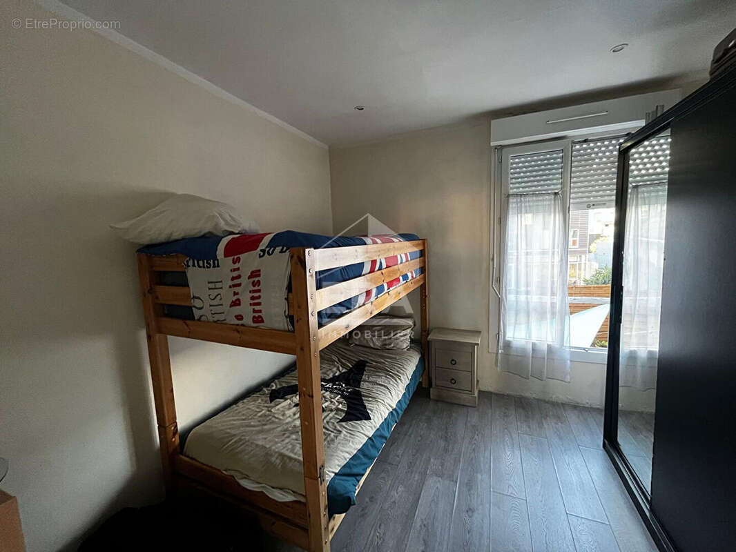 Appartement à IVRY-SUR-SEINE