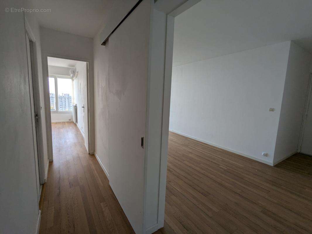 Appartement à MARSEILLE-9E