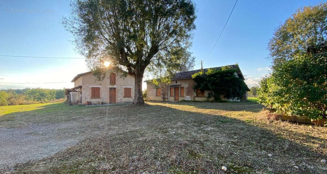 Maison à CAUSSADE