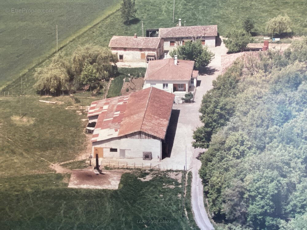 Maison à CAUSSADE