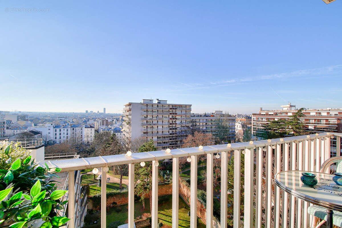 Appartement à PARIS-11E