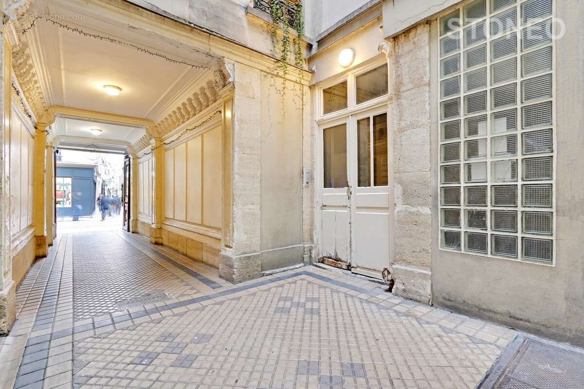 Appartement à PARIS-2E