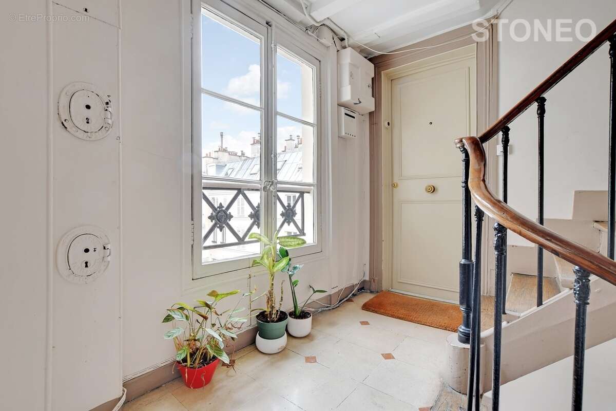 Appartement à PARIS-3E