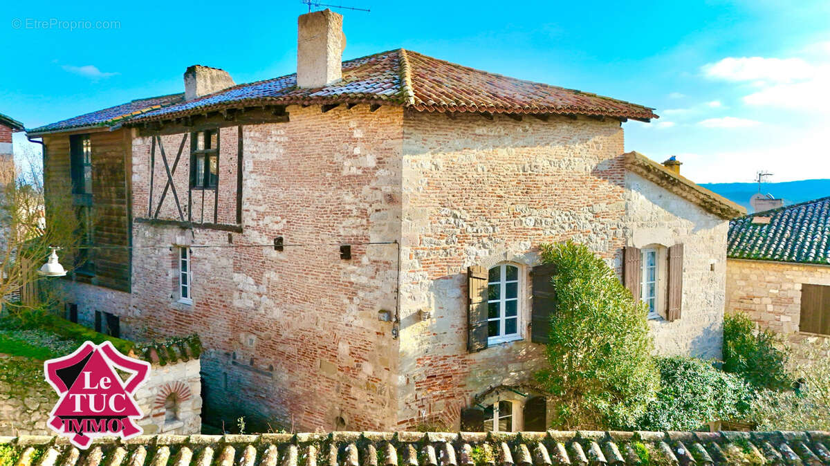 Maison à PENNE-D&#039;AGENAIS