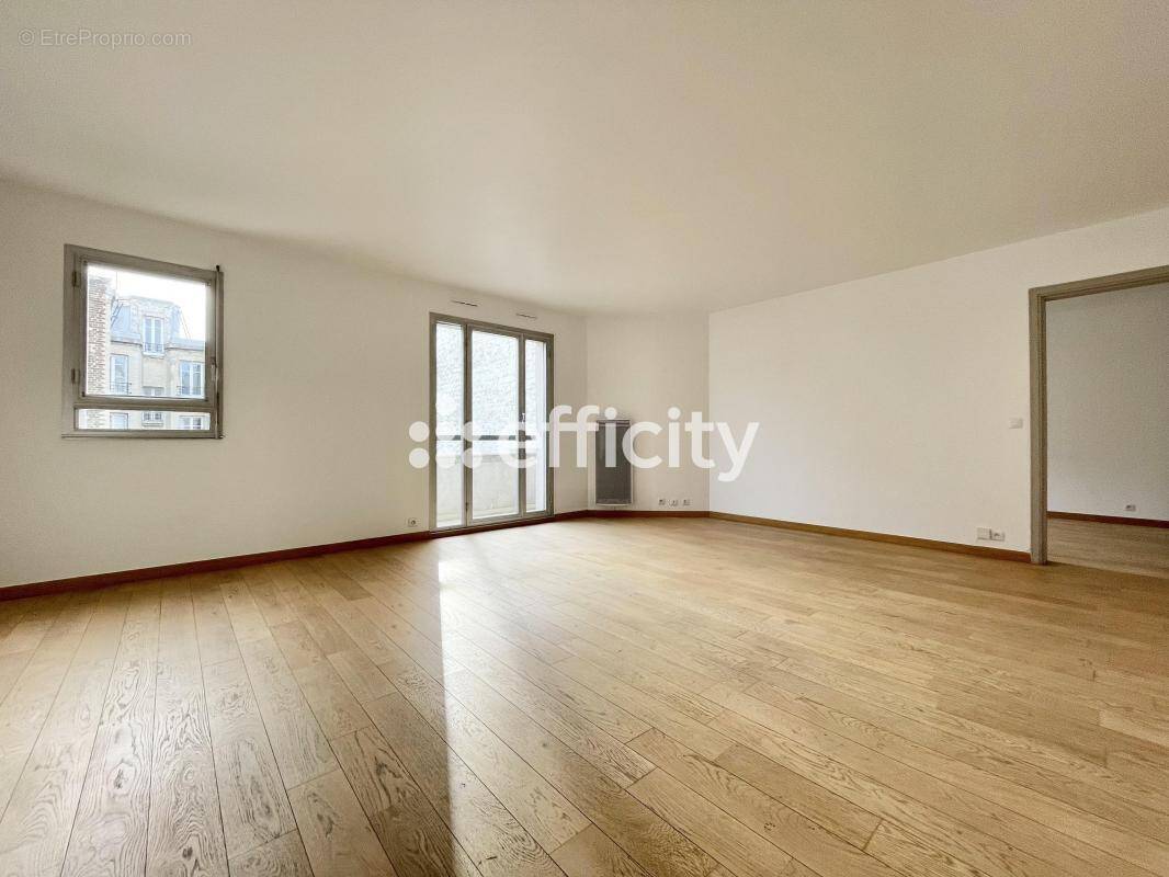 Appartement à PARIS-12E