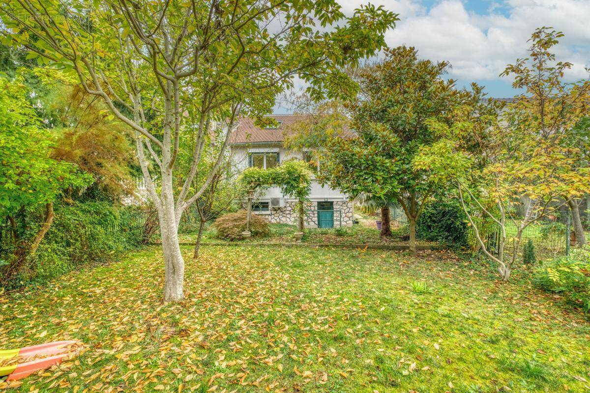 Maison à CARRIERES-SUR-SEINE