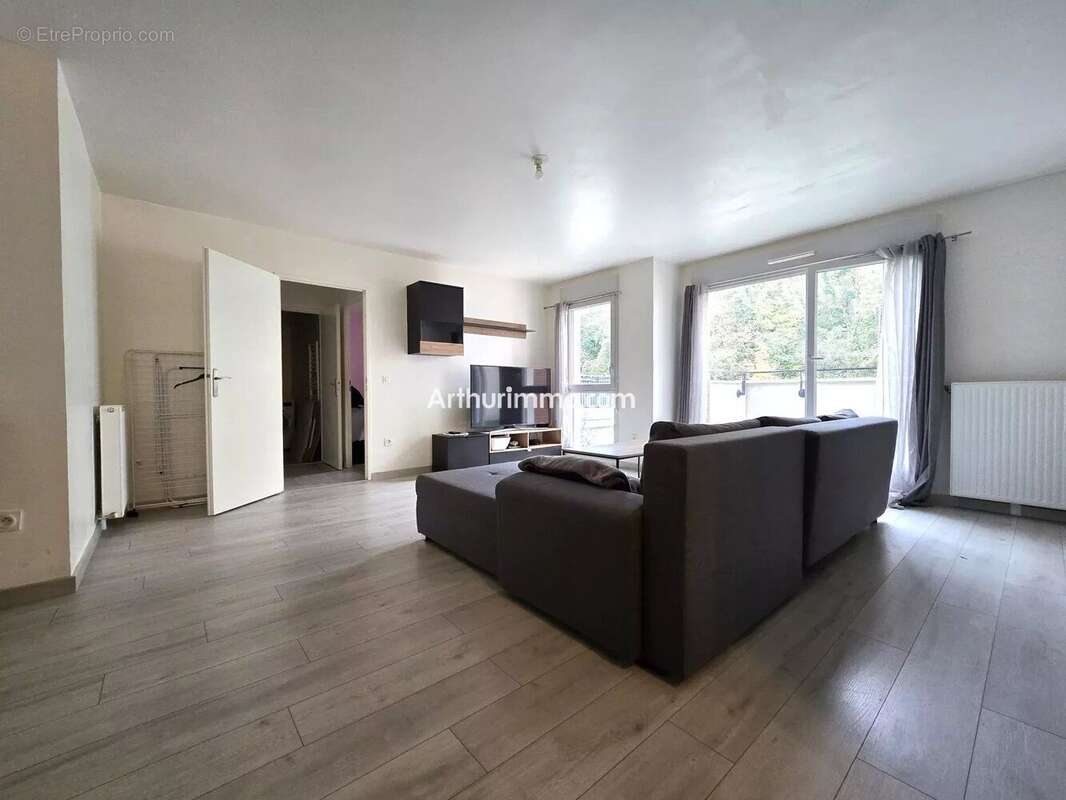 Appartement à CHENNEVIERES-SUR-MARNE