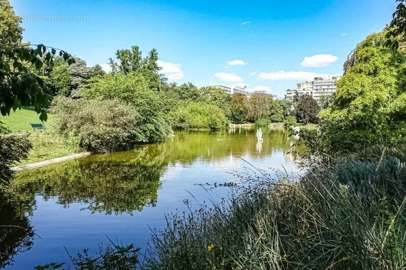 Appartement à PARIS-14E