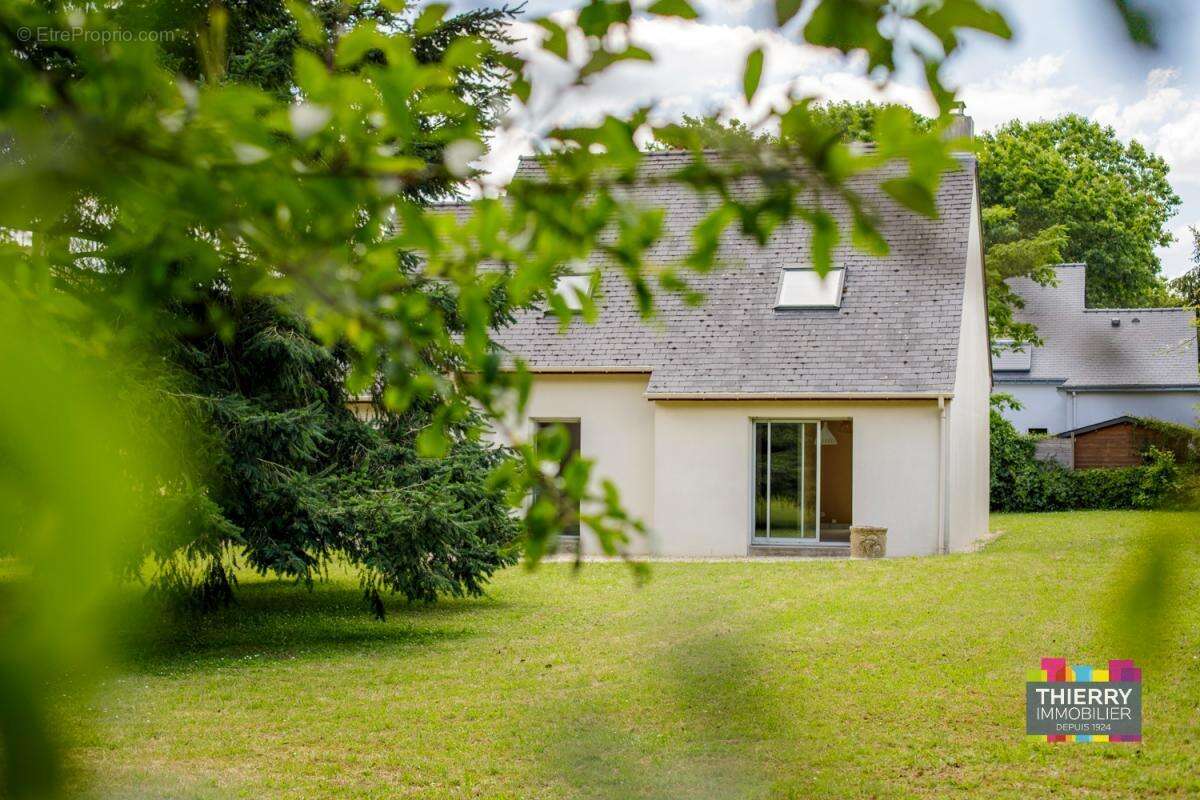 Maison à LA CHAPELLE-SUR-ERDRE