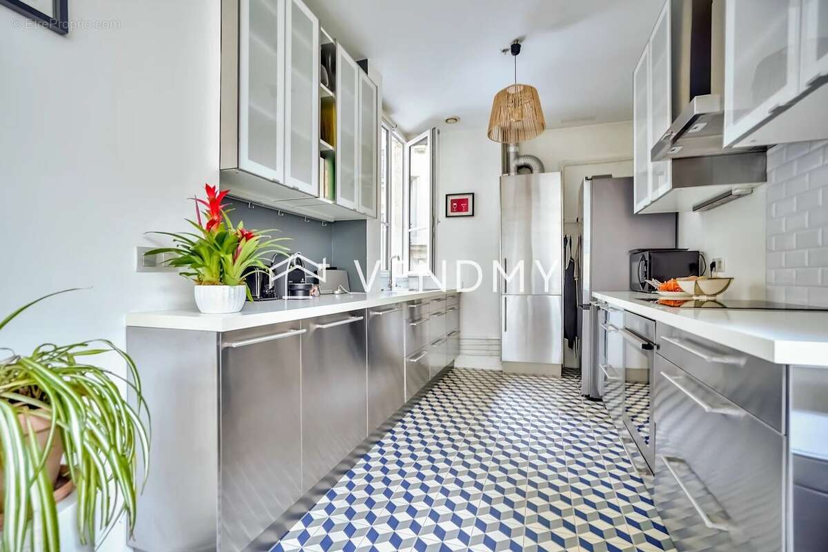 Appartement à PARIS-9E