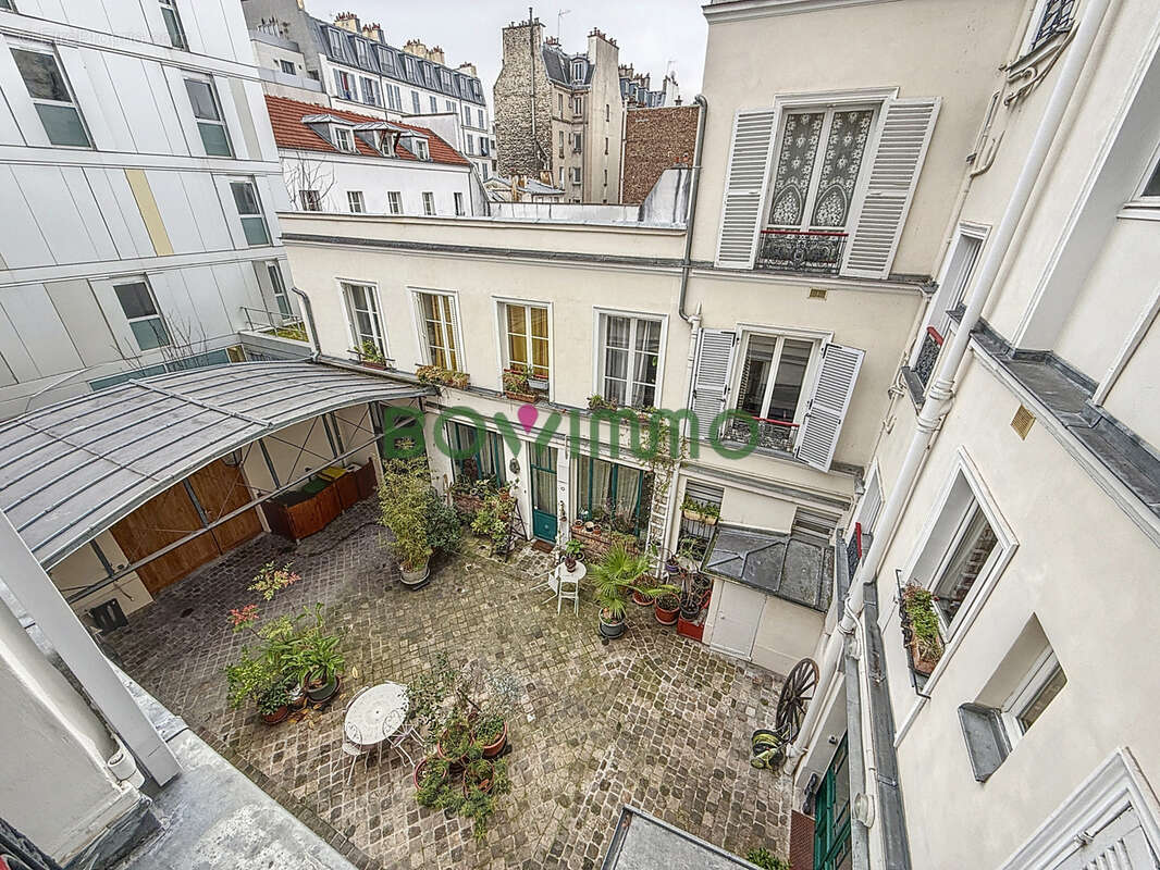 Appartement à PARIS-18E