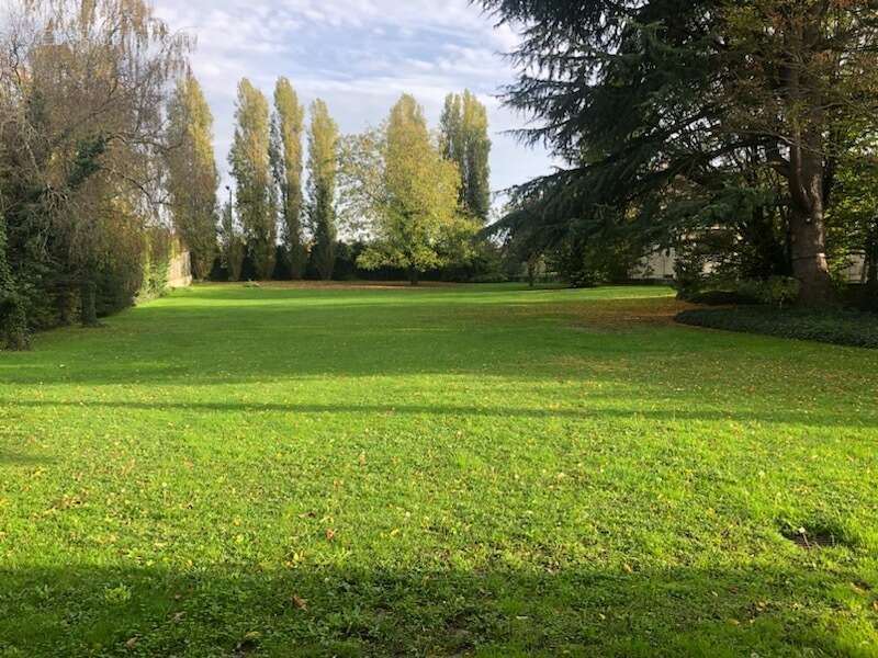 Terrain à SAULX-LES-CHARTREUX