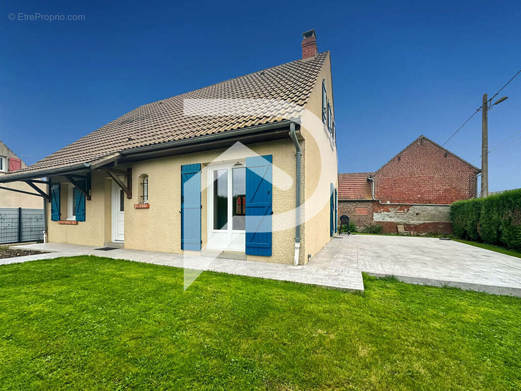 Maison à BEAUVAIS