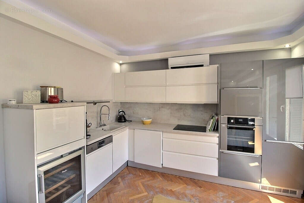 Appartement à MARSEILLE-8E