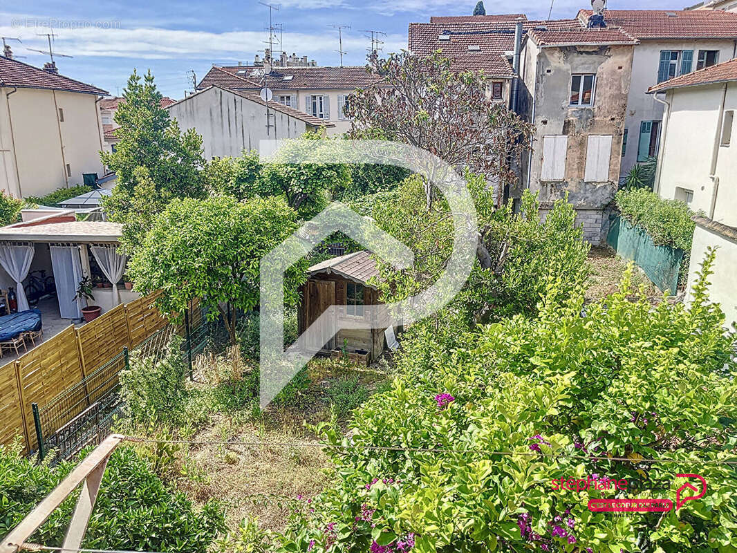 Appartement à LE CANNET