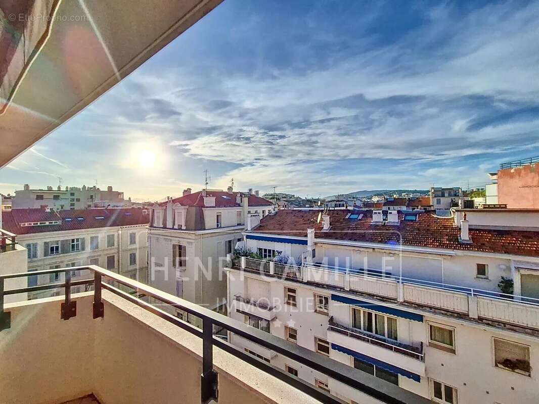 Appartement à CANNES