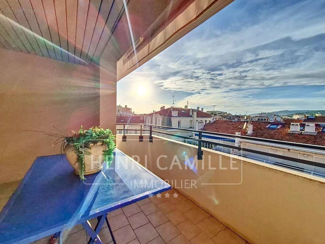 Appartement à CANNES