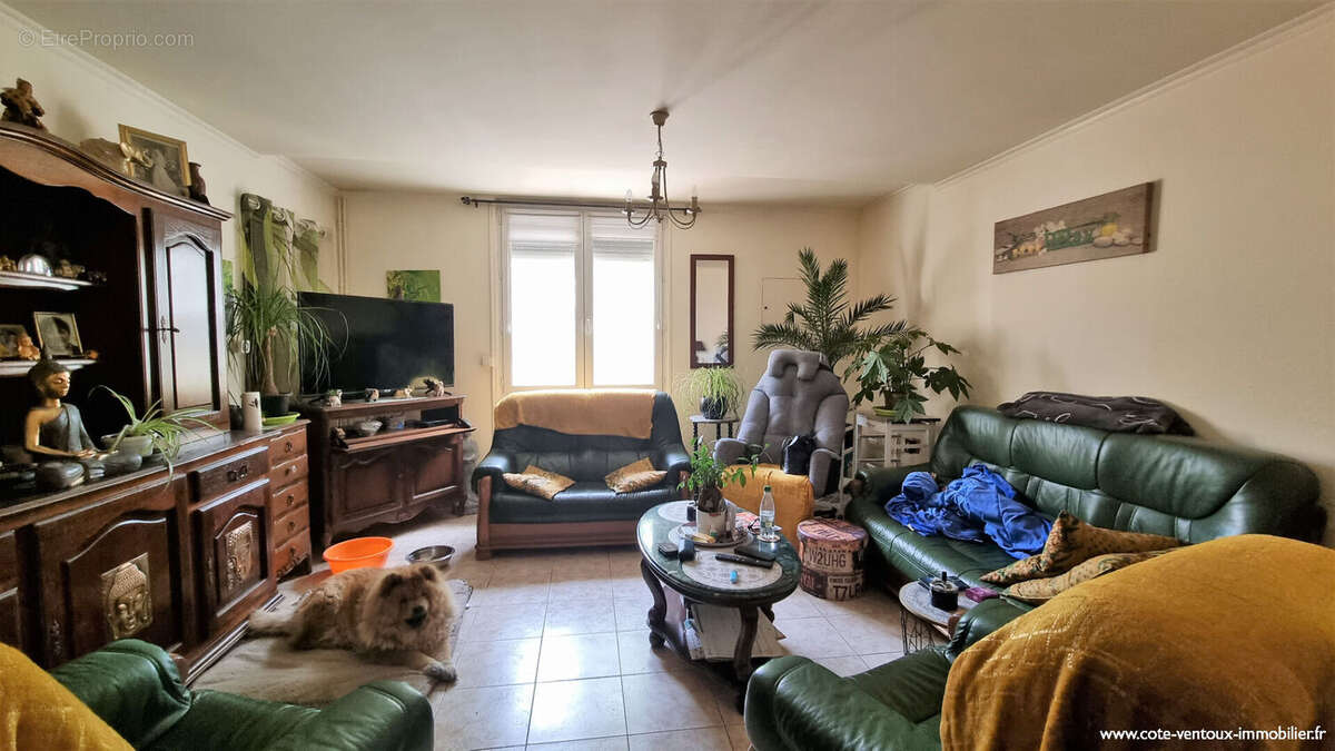 Appartement à AUBIGNAN