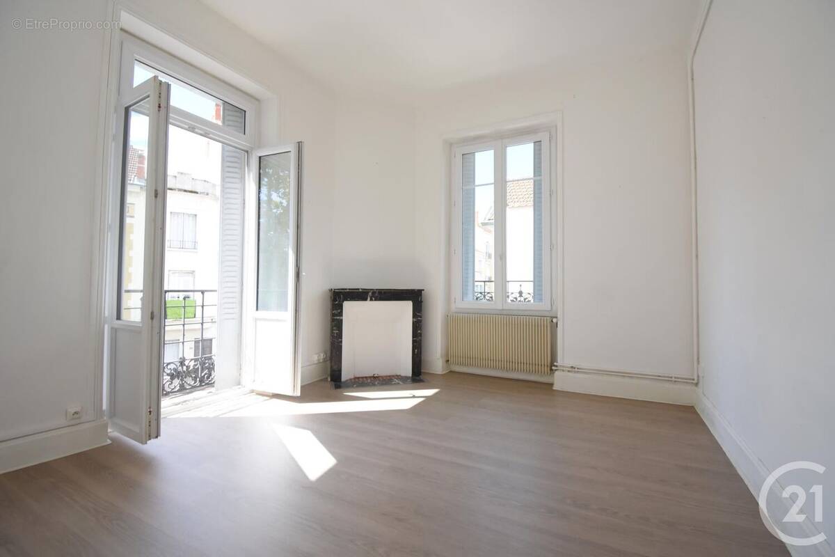 Appartement à VICHY